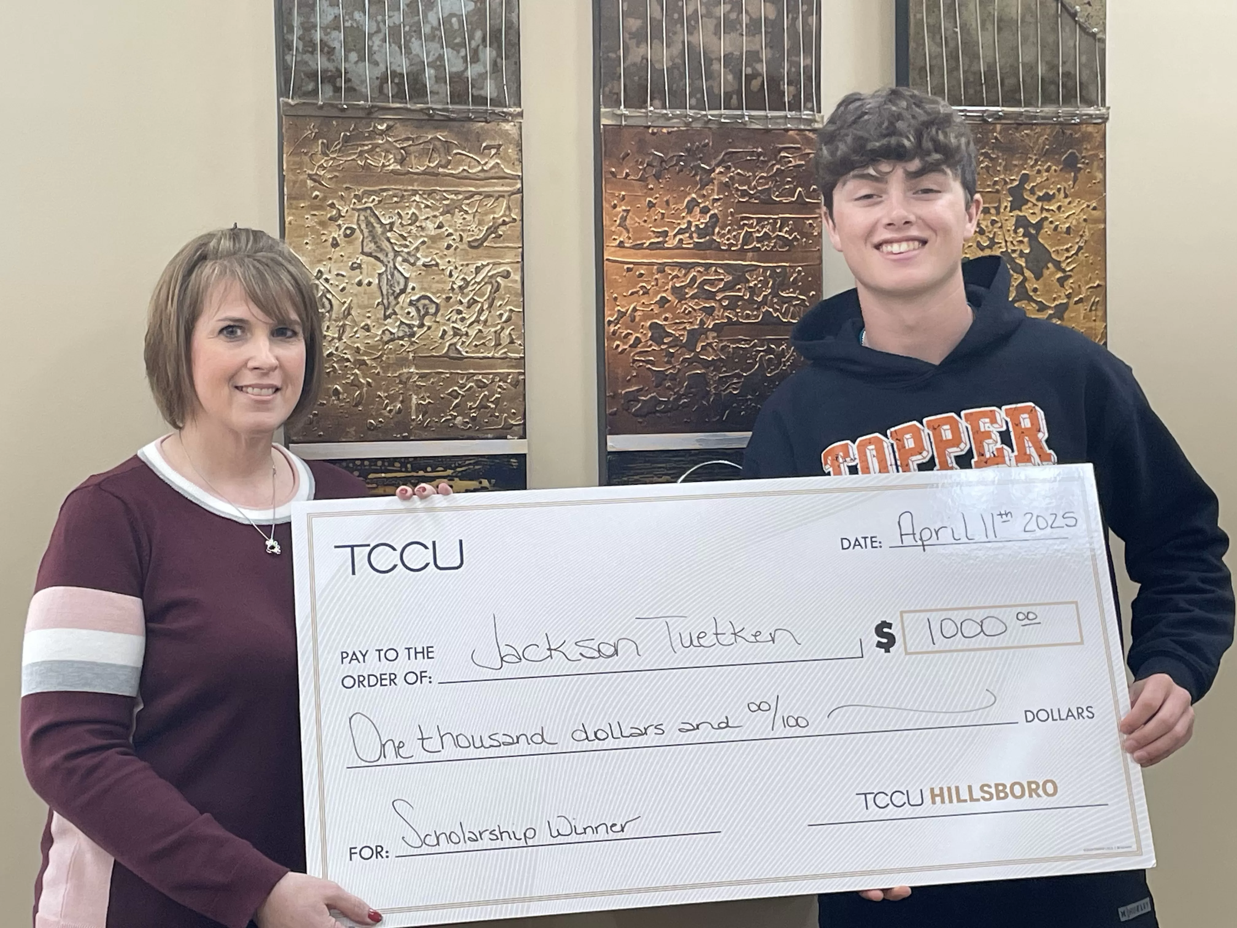 Jackson Tuetken Hillsboro 2025 Scholarship Recipient