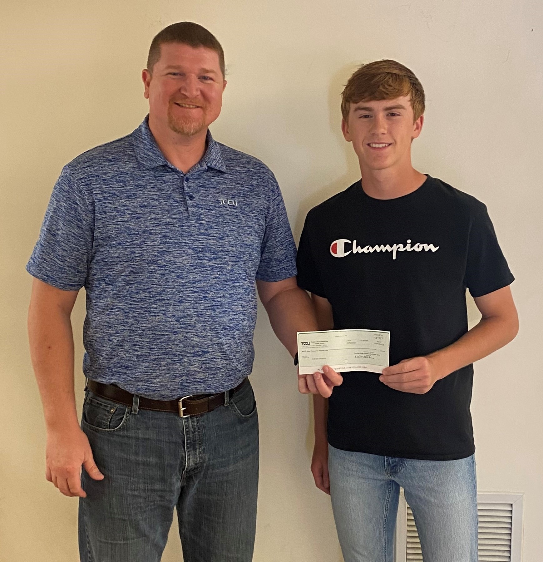 Carter Thomas 2023 scholarship recipient Taylorville